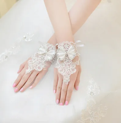 White Mesh Lace Bow Wedding Gloves Fashion Pearl Flower Short Wedding Gloves Bridal Tulle Lace Gloves Wedding Accessories