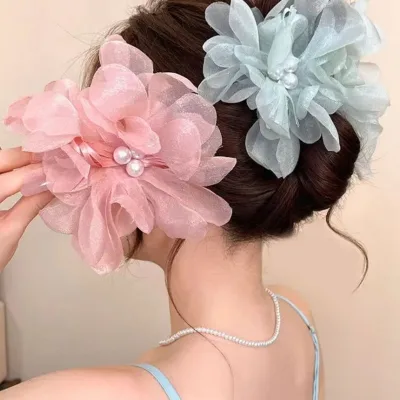 New Design Elegant Colorful Flower Hair Claws Clip Handmade Pearl Flower Hairgrip Simple Solid Color Women Hair Accessories