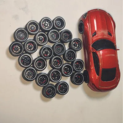 11mm 1/64 Car Model Modification Alloy Wheel Hub Black with White Rim Disc Brake Diecast Car Model Wheel Diecast Toys