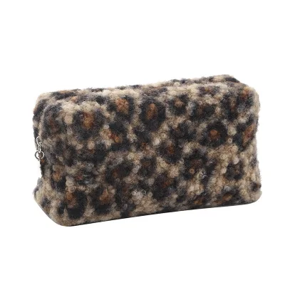 Fashion Women Leopard Print Vanity Clutch Bag Soft Teddy Velvet Pouch Plush Make up Travel Bag Cute Custom Teddy Cosmetic Bag