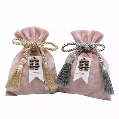Creative pink Flannelette Wedding Candy Bag Silver Tassel Drawstring Chinese Knot Wedding Reception Candy Box Bag