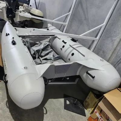 2024 4m Cheap High Speed Inflatable Boat Catamaran with air Mat Floor for Sale Carpfishing