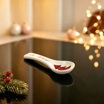 Festive Red Plaid Pattern Ceramic Spoon Rest With Elegant Scroll Design Novelty Christmas Kitchen Accessory for Holiday Dining