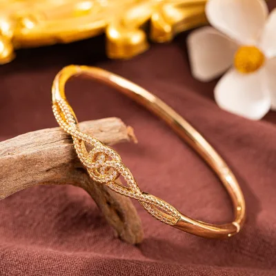 2025 New Fashion Luxury Crystal Bangle Women Unique Design Couple Bracelet Simple Trendy Brass Jewelry Wholesale Fine Jewelry