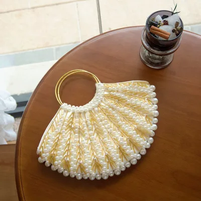 New French Vintage Handwoven Beaded Pearl Handbag Shell-shaped Dinner Bag Hollow Fan Bag Metal Ring Stylish Handmade Handbag