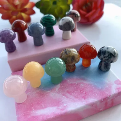 Wholesale 12pcs Crystal Set Box Quartz Carving Natural Polished Crystal Mushroom Set