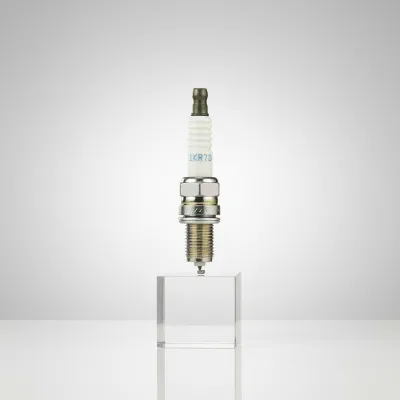 Iridium IFR7F-4D Laser Spark Plugs Long Life Platinum for Honda Civic Bus Truck Diesel Engine Mazda