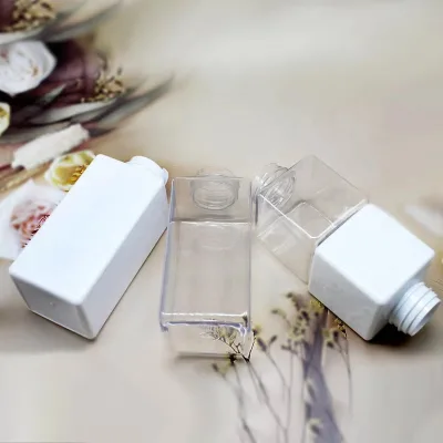 Wholesale PET Square Foam Bottle 250ml 500ml Foaming Pump Dispenser Screen Printing Minimalist Liquid Soap Beauty
