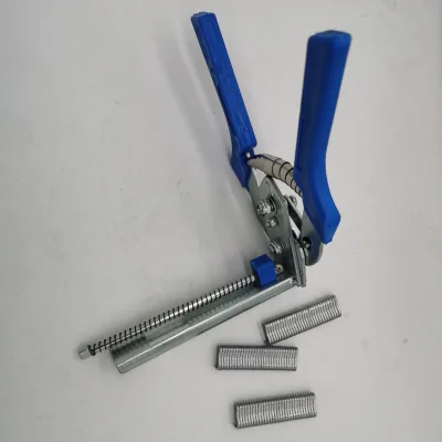 Animal Wire Cage Pliers Work with M Clips for Convenient Pet Cage Building and Installation