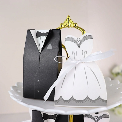Bride Groom Gift Boxes Tuxedo Wedding Dress Wedding Party Favor Gown Candy Box Bag Decoration for Marriage Wedding