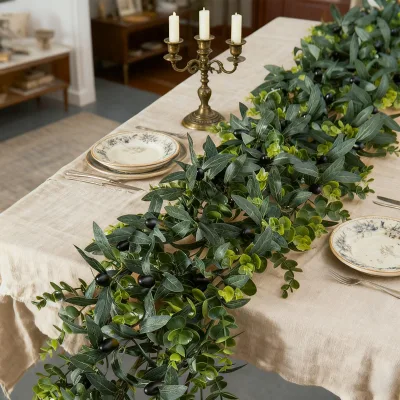 Wholesale Eucalyptus Olive Leaves Fireplace Wreath Desktop Decorations Plants Artificial Garland with Fruits Green