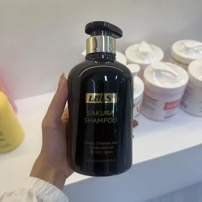 Wholesale Sakura Japanese Organic Herbal Shampoo Reduce Dandruff Deep Moisturizing Scalp Smooth Oil Control Honey Sulfate-free