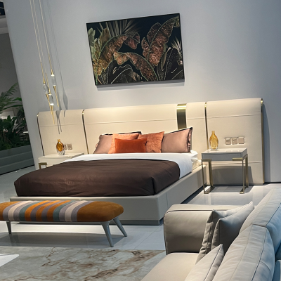 Solid Wood Frame Upholstered Bedroom Furniture Metal Big Headboard White Leather Beds