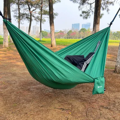 Portable Outdoor Hammock Nylon Parachute Fabric Camping Swing Bed Lightweight Travel Hammock With Storage Bag Custom Logo