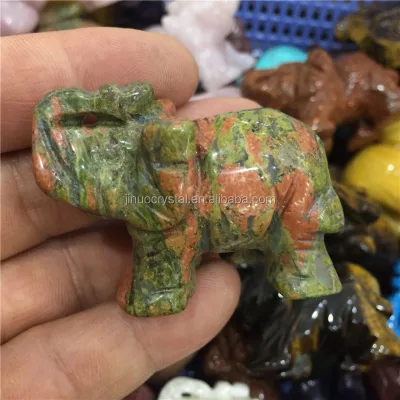 Wholesale Natural High Quality Beautiful Quartz Hand Carved   Elephant Crystal Figurine for Decoration