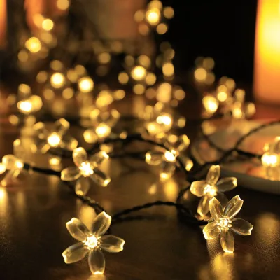 Solar-powered Outdoor fairy Lights Starry-night String Lights Patios Holidays LED Warm White Mood Lighting Peach Blossom