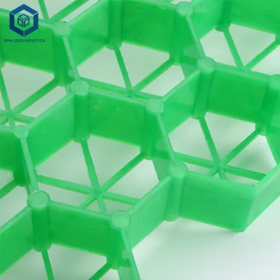 Wholesale Plastic Honeycomb HDPE Industrial-Style Gravel and Grass Grid Pavers for Driveway Garden