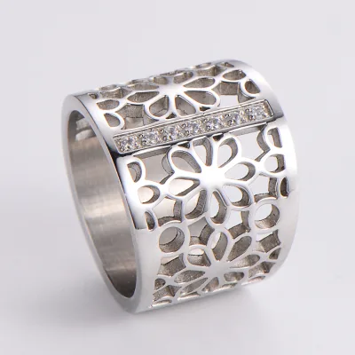 Custom Waterproof Stainless Steel Vintage 10mm Wide Band Rhinestone Flower Rings for Women