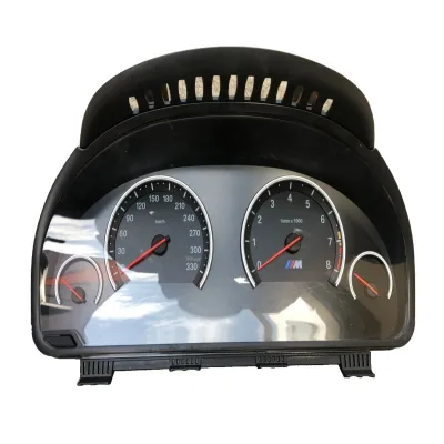 High Quality Classic M5M6 Series F10F12F13 Workbench Combination Instrument LCD Screen Mileage Speed Level Display HUD for BMW