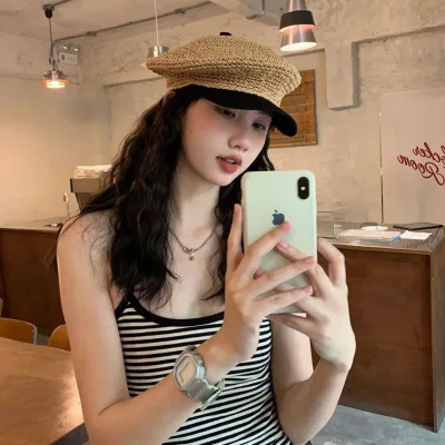 Latest Hot Sale Customized Hand-woven Octagonal Hat with a Wide Brim. Fashionable for Taking Photos and Posting on Social Media