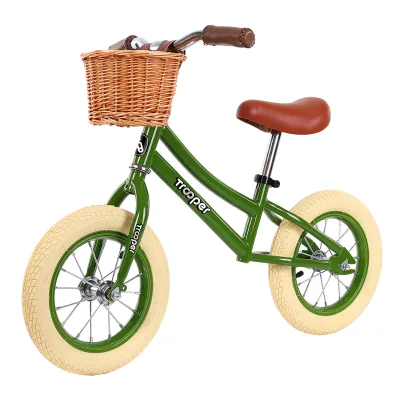 Steel Frame: Strong and Stable for Safety and Longevity. Rustic-style Woven Basket