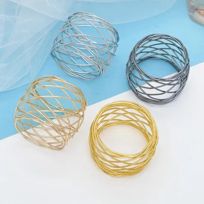 Gold Round Napkin Ring - Metal Napkin Ring Wedding Ornament Napkin Ring Carnival Dinner