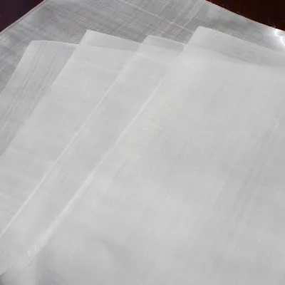 OEM/ODM Ultra Thin PE 300Gsm Non Woven UHMWPE UD Fabric Cut Resistant for Safety Gear and Helmet