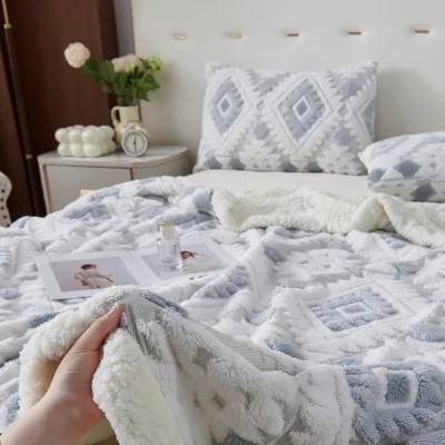 Double-Layer Taffeta Plush Turned-Edge Blanket Soft Cozy Office Wrap Nap Blanket Wholesale for Home, Travel & Work