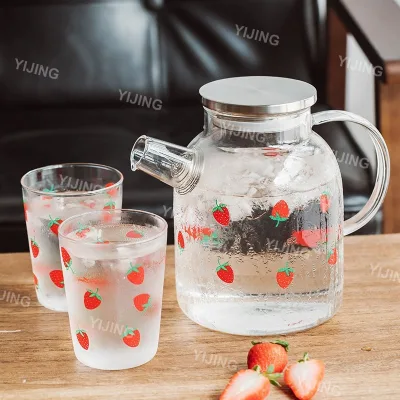 Nordic Style Cute Strawberry Tea Set Large Capacity Transparent Glass Kettle Tea Cup Creative Cold Water Pitcher for Party