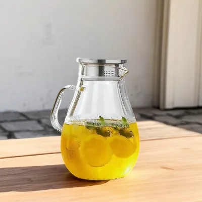 High Borosilicate Glass Pitcher with Lid and Spout Insulation Portable Hot and Cold Glass Bottle for Making Iced Tea Juice