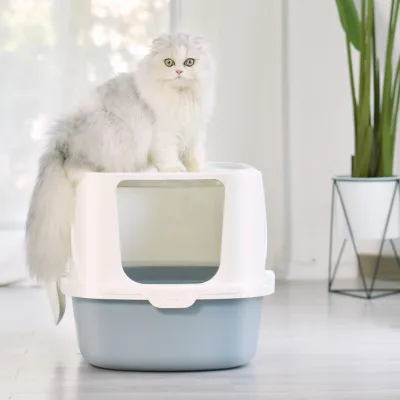 Non-stick Interior Leak-proof Design Engineering Plastic Sealed Environment Cat Toilet With Scoop