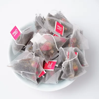 100% Pure Flavored Blend Rose Flavor Black Tea Flavors OEM Triangle Pyramid Tea Bags
