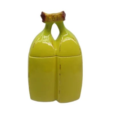 Creative Ceramics Apple & Banana Shaped Food Storage Container with Lid for Sugar Spice Seasoning & Condiment Pots Gift Craft