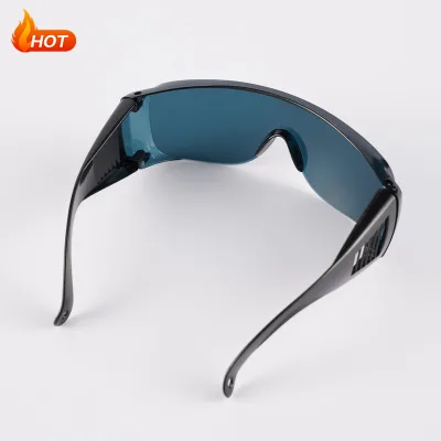 Industrial Protection PC Lens Safety Glasses Anti-Scratch Coating CE Certified PVC Frame for Construction Agriculture Laboratory