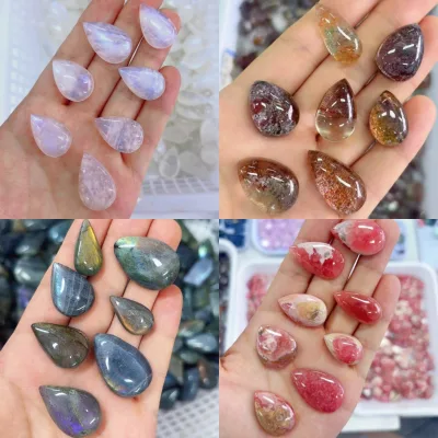 Wholesale Natural Crystal Pendant Stone Crystal Healing Stone Rose Quartz Crystal Pendant Ornaments for Decor
