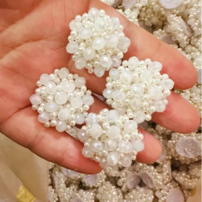 Factory Wholesale of Hand-stitched Beaded Crystal Pendants Tassels Semi-finished Wedding Shoes Clothing and Accessories