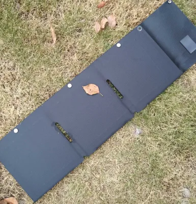Customized OEM Foldable Mono Solar Power Panel for Wild Battery Support