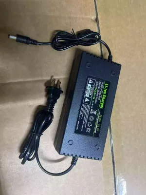 Built-in Cooling Fan Battery Charger 12.6V 14.6V 16.8V 21V 25.2V 29.4V 3A Multi Voltage DC Charging Adapter