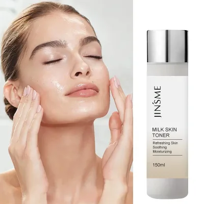 private Label Best Luxury VC Toner PH Balancing Refreshing Vegan Best Milk Skin Toner For Glowing Skin