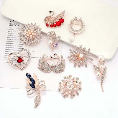 Rhinestone Crystal Flower Brooches Brooch Pins Rose Gold Wedding Bridal Party for Women Trendy Environmental Friendly Picture