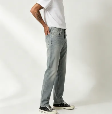 Wholesale Custom Logo Men Light Grey Blue Straight Leg Jeans Classic Five Pocket Button Zip Fly Denim Pants Bulk