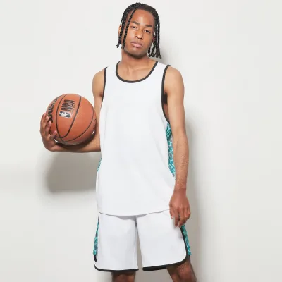Customized Retro Basketball Suit for Men Printed Quick Drying Mesh Breathable Vest with Diagonal Basketball Design
