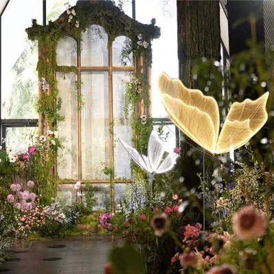 Hot Sale Simpson Modern Decorative Giant LED Iron Butterfly Road Lead Wedding Table Centerpieces Decor Wings Romantic Hanging