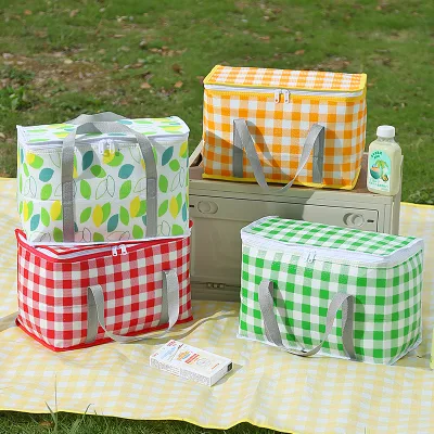 HANFEIZI Factory Custom Square Checkered Pattern Aluminum Foil Insulated Picnic Bag Cooler Bags with Zippered