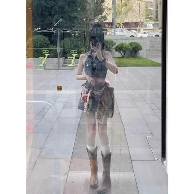 Female Summer Retro Denim Suit with Sweet Spice Skirt Vintage Two-Piece Set Casual Sexy Style Button Decoration Washed Technics