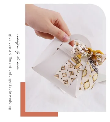 Fashion Western Pu Leather Small Portable Candy Gift Small Box Basket Jewelry Packaging Bags Leather Gift Bag