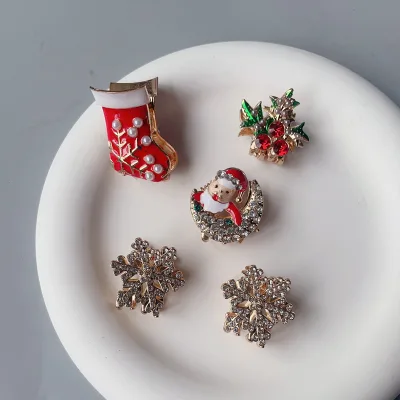 Christmas Hair Accessories Mini Snowflake Santa Claus Tree Boot Alloy Women Girls Baby Hair Fringe Side Gift Hair Claw Clips