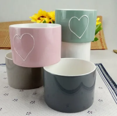4.5 Inch Ceramic Fashionable New Bone China Bowl with Love Hand Painted Salad Bowls