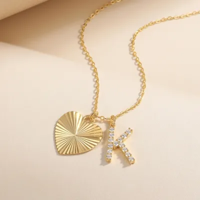 Wholesale Personalized Initial Letter Moissanite Necklace S925 Silver 18K Gold Plated Sunburst Heart Pendant Ladies Gift Jewelry