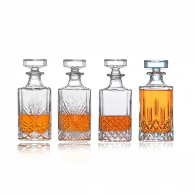 Customized Simple Modern Glass Wine Bottle Glass Bottle Suitable for XO Brandy With Bottle Cap